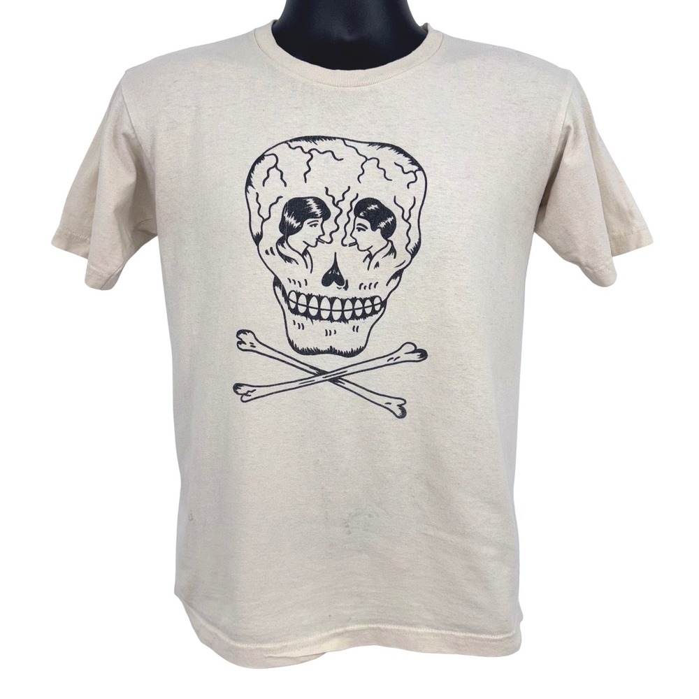 Bayside Skull Graphic T-Shirt Mens S Cream Illusion Smoking Figures USA Grunge
